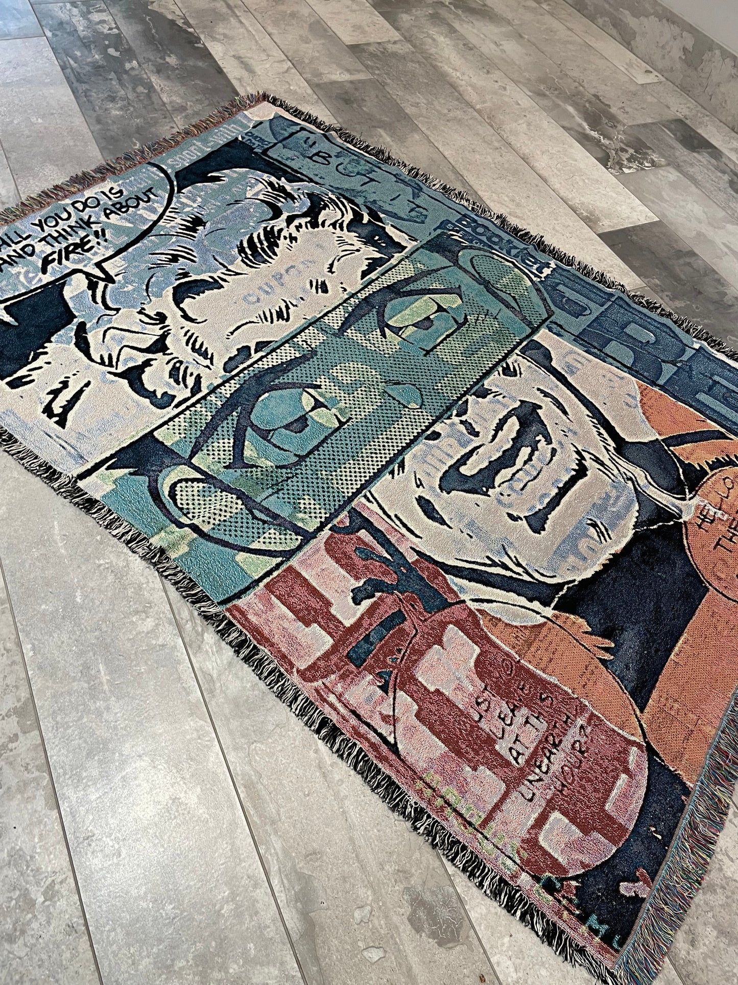 ART THROW / BLANKET